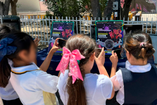 Estuvimos en la colonia Industrial Aviación para brindar asesoría sobre riesgos cibernéticos.